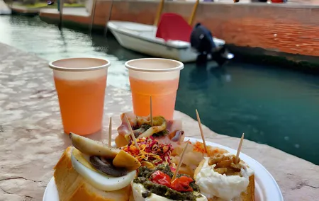 2 Hour Cicchetti and Wine Tasting Tour in Venice