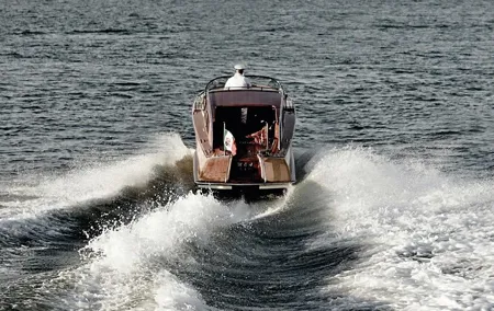 Private Transfer with deluxe boat from Venice Airport to Venice