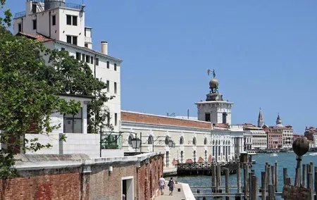Dorsoduro District Private Walking Tour