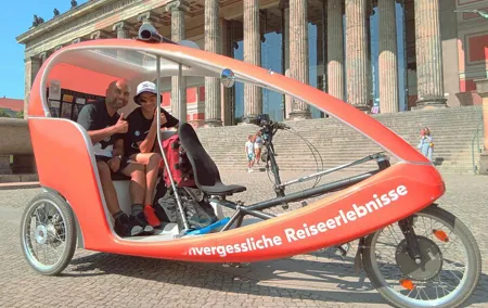 Individual City Tour -
Rickshaw Sightseeing in Berlin