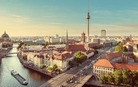 Private Tour Guide Berlin with a Local: Kickstart your Trip, Personalized