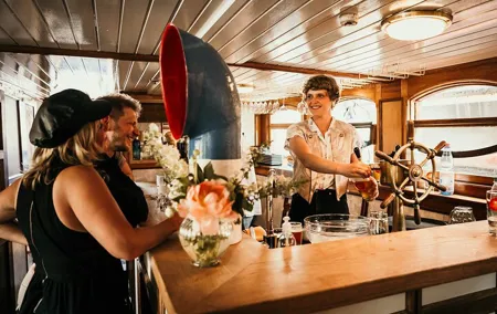 Old Berlin Beer Evening Sunset Cruise on Steamship