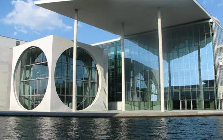 Private walking Tour: Berlin Architecture Tour