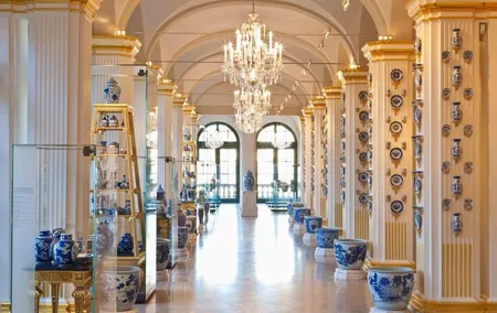 Private transfer from Berlin to Prague with Meissen Porcelain Manufactory stop