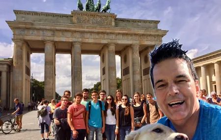Private Taxi Tour City East & West History and Architecture 3-4h