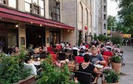 Berlin Food Tour by Private Car