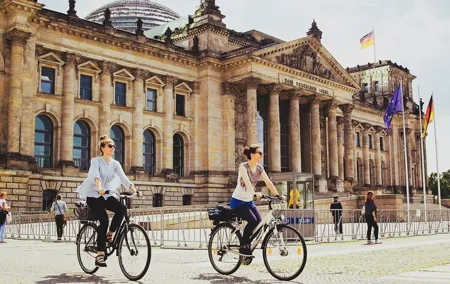 Berlin Bike Cold War Tour - Berlin Wall, Third Reich, Bunker, Checkpoint Charlie