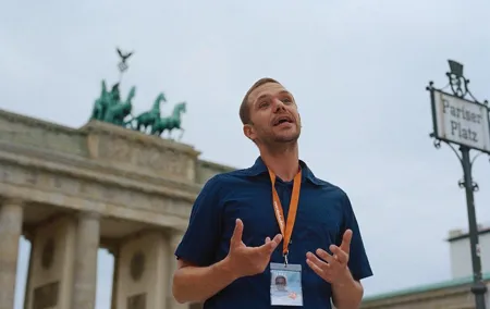 Berlin History Walking Tour with a French-Speaking Guide