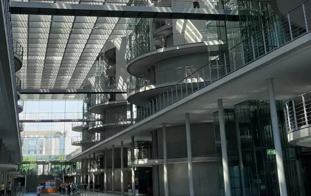 Private architecture tour through New Berlin