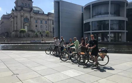 Small-Group Historical Bike Tour in Berlin