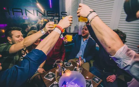 Prague - Private Pub Crawl with Unlimited Beer and Local Guide