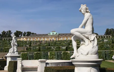 Potsdam Private Sightseeing Tour with vehicle and Photographer Guide