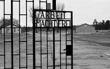 Berlin Private 6-Hour Tour to Sachsenhausen Concentration Camp Memorial
