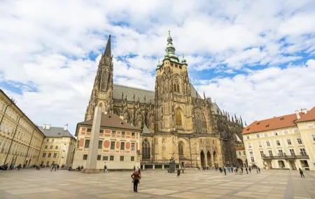 Skip the line: Prague Castle Interiors Tour with Local Guide