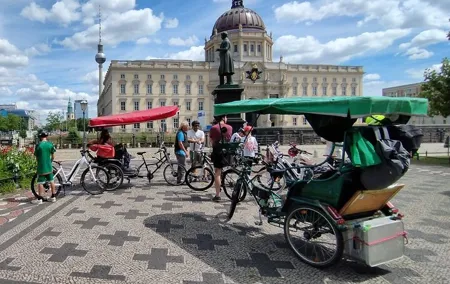 Daily First Rickshaw 3,5 Hrs PP 90 € Shared Guide Private Driver
