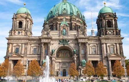 Berlin for Families with Spy Museum tickets: Private Tour