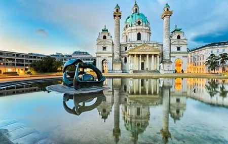 Private Transfer from Berlin to Vienna with 2 hours for sightseeing