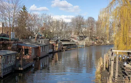 Kreuzberg Walking Tour: Immigrants, Artists & Hipsters
