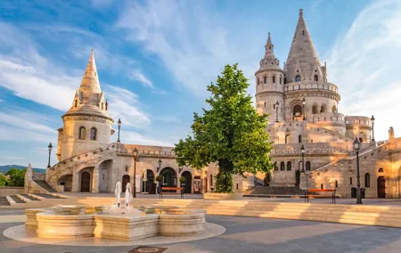 Prague to Budapest Transfer with 3 hours stop in Cesky Krumlov