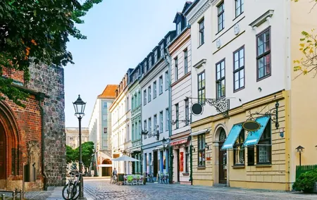 Kreuzberg's Secret Society: Exploration Game and Tour