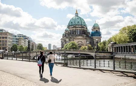 Berlin Private Walking Tour With A Local, See the City Unscripted
