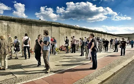 Berlin Wall Walking Tour