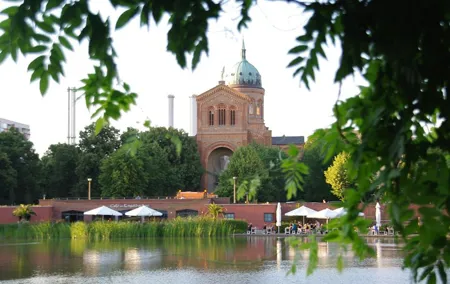 Private Kreuzberg Walking Tour - Taylor Made (Up to 6 Guests)