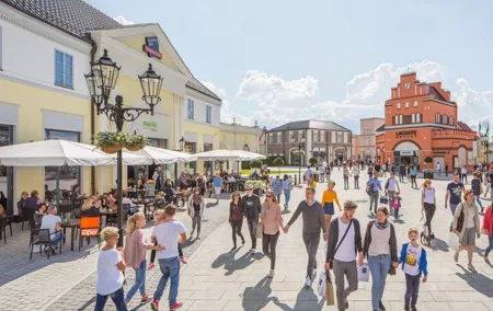 Private Shopping Tour from Berlin to Designer Outlet Berlin