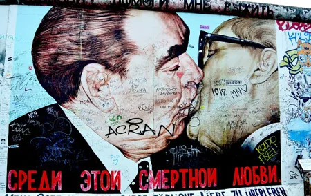 Private Berlin Tour: Berlin Wall & Cold War First-Hand Stories