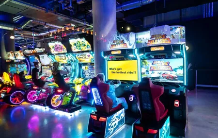 Arcade and Eats at Alexanderplatz