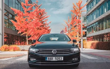 From Prague to Budapest - Private Transfer by LIMOUSINE 3+1pax