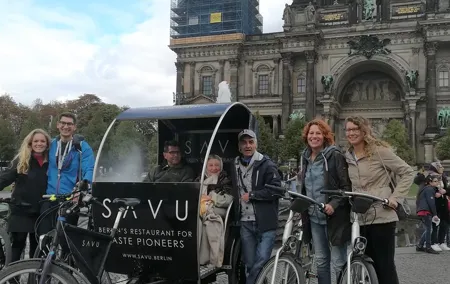 Private Up to 12 Guests-ONE RICKSHAW, E-Bikes, E-Scooters