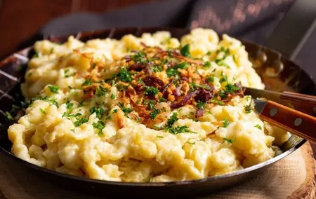 Vegetarian Berlin Food Tour Global Flavors in Alexanderplatz