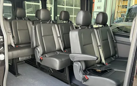Berlin VIP TOUR - Private Bus Tour including Chauffeur and Guide