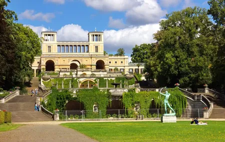 Private Potsdam Tour: Palaces, Parks, and History
