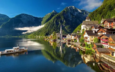 Private Transfer from Cesky Krumlov to Hallstatt with 2 hours for sightseeing
