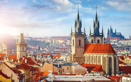 Private Transfer from Cesky Krumlov to Prague, English-speaking driver