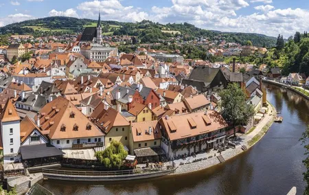 Private tour of best of Český Krumlov - Sightseeing, Food & Culture with a local