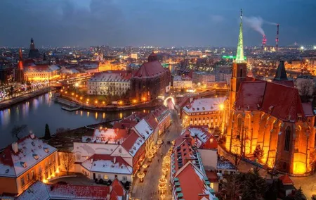 Wroclaw private city tour by night, 2 hours (small group)