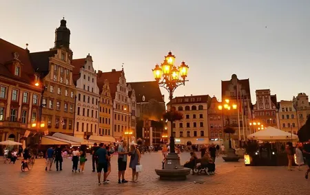 Legends of Old Town 1 Hour Walking Tour in Wroclaw