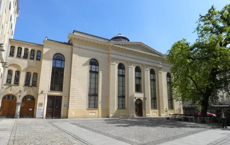 Wroclaw District Of The Four Temples Private Tour