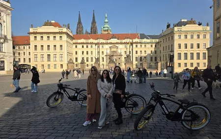 Prague's Highlights & Viewpoints, Sightseeing on Ebike