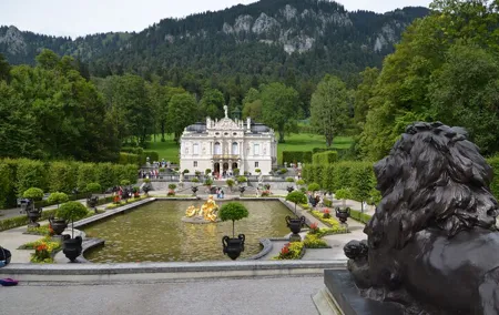 Linderhof palace from Innsbruck, drive and guide