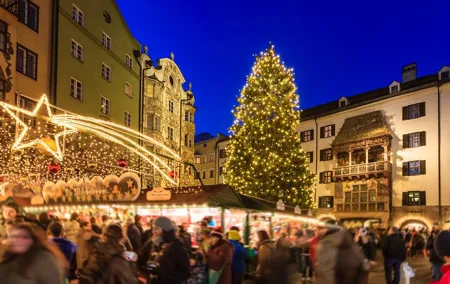 Private Magical Christmas Stroll Through Innsbruck’s Heart