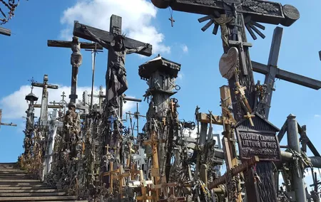 Full-Day The Hill of Crosses Tour from Vilnius