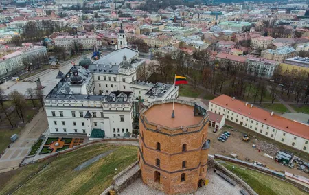 Private Half Day Tour of Vilnius Highlights by Minivan