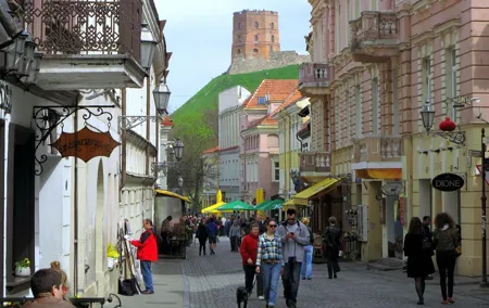 Discover the main sights and hidden gems in Vilnius Old Town