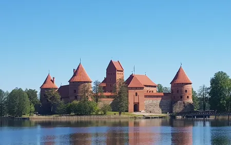 Full day Self-Guided trip to Trakai - bicycle rent for 24 h. and train tickets