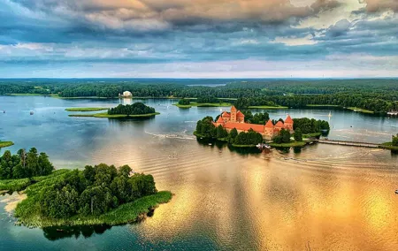 Hot Air Balloon Flight Over Trakai(transfer included) or Vilnius