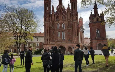 Vilnius city tour- walking& driving